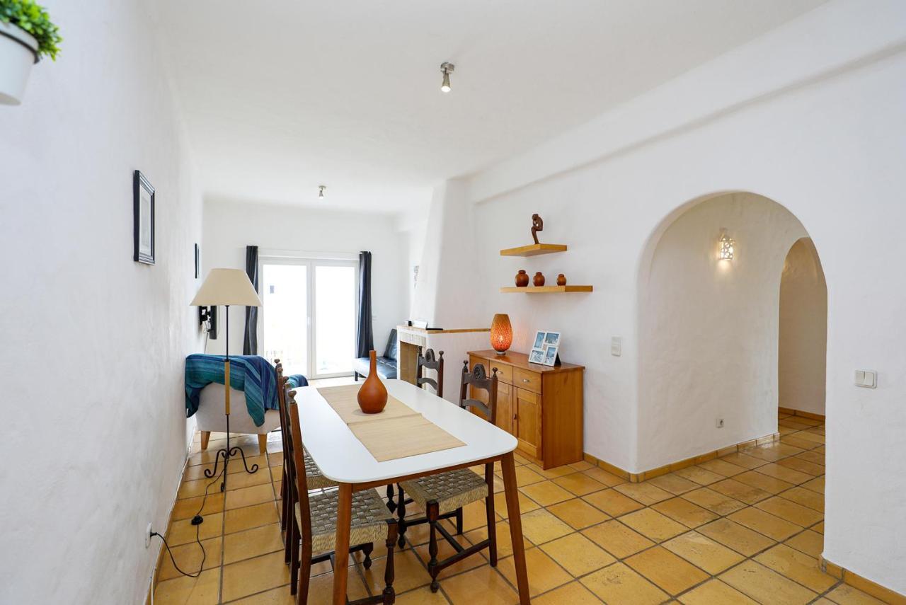 B82 - Lacobrigense Flat In Lagos Apartment Exterior photo