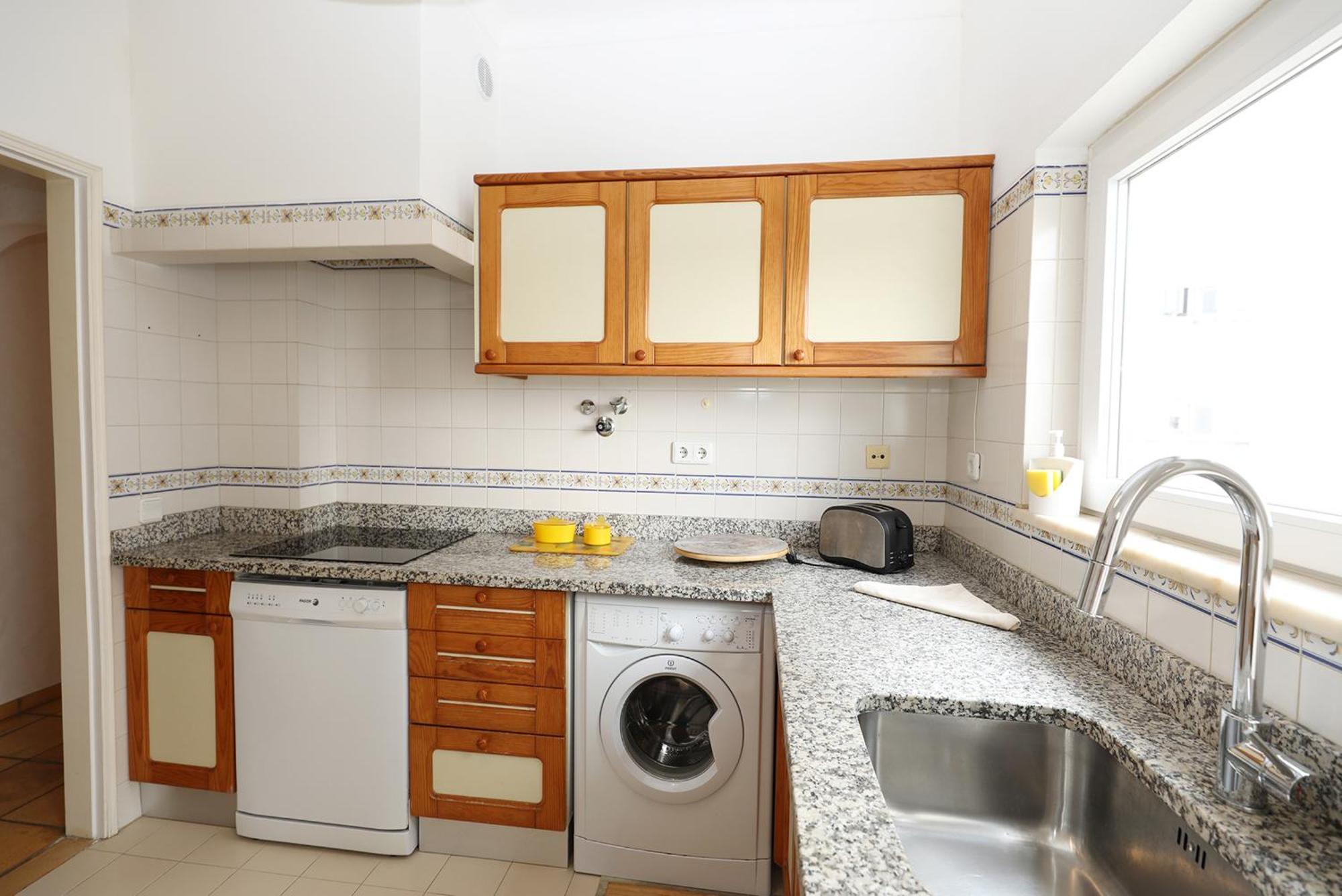 B82 - Lacobrigense Flat In Lagos Apartment Exterior photo